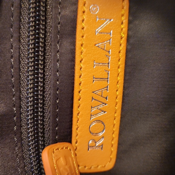 Rowallan Orange leather cross body bag. - Picture 2 of 3